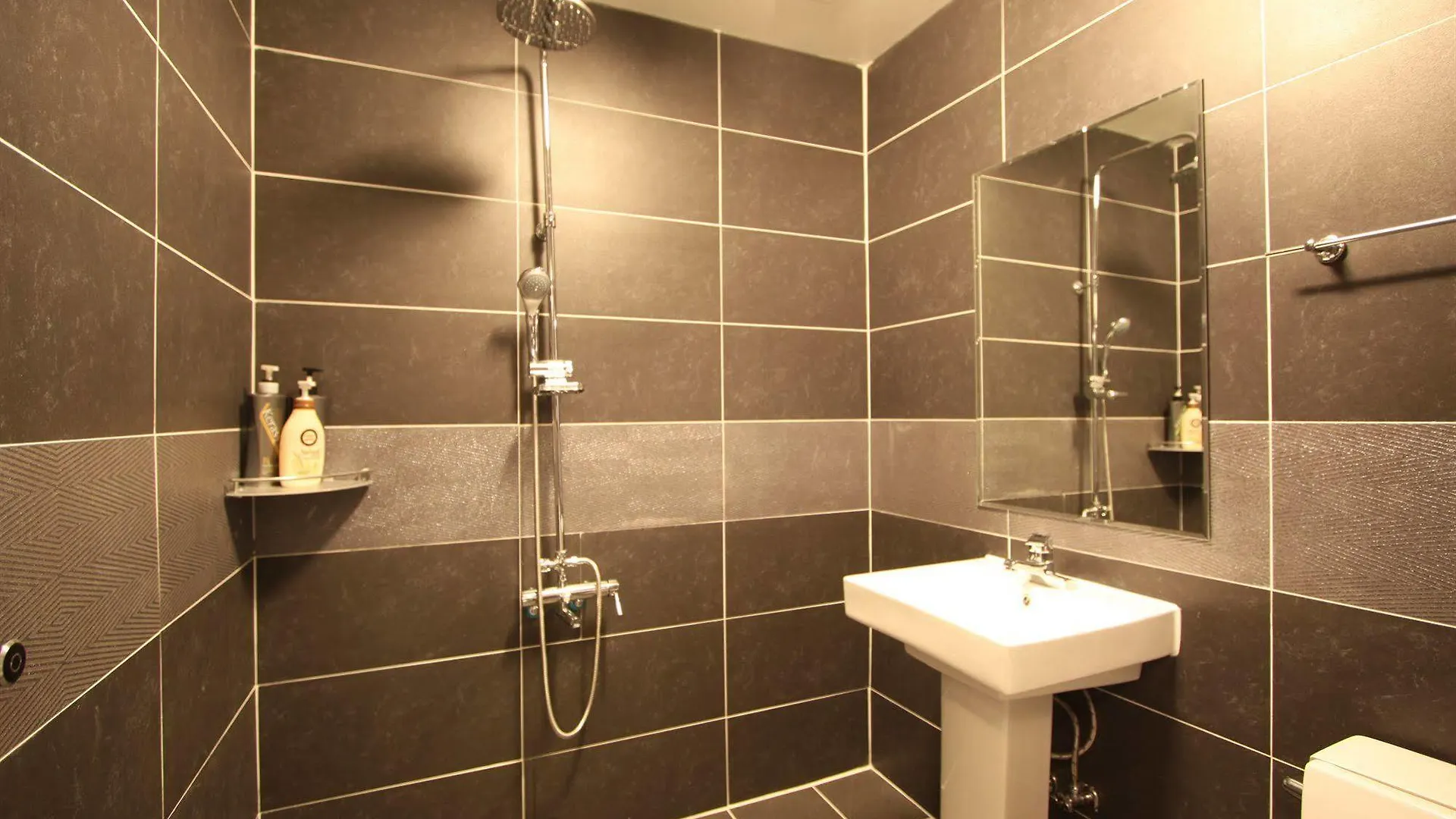 Hotel Parfe Seul 2*,